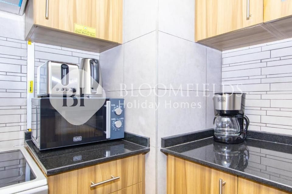 Apartment, Balcony | Private kitchen | Toaster