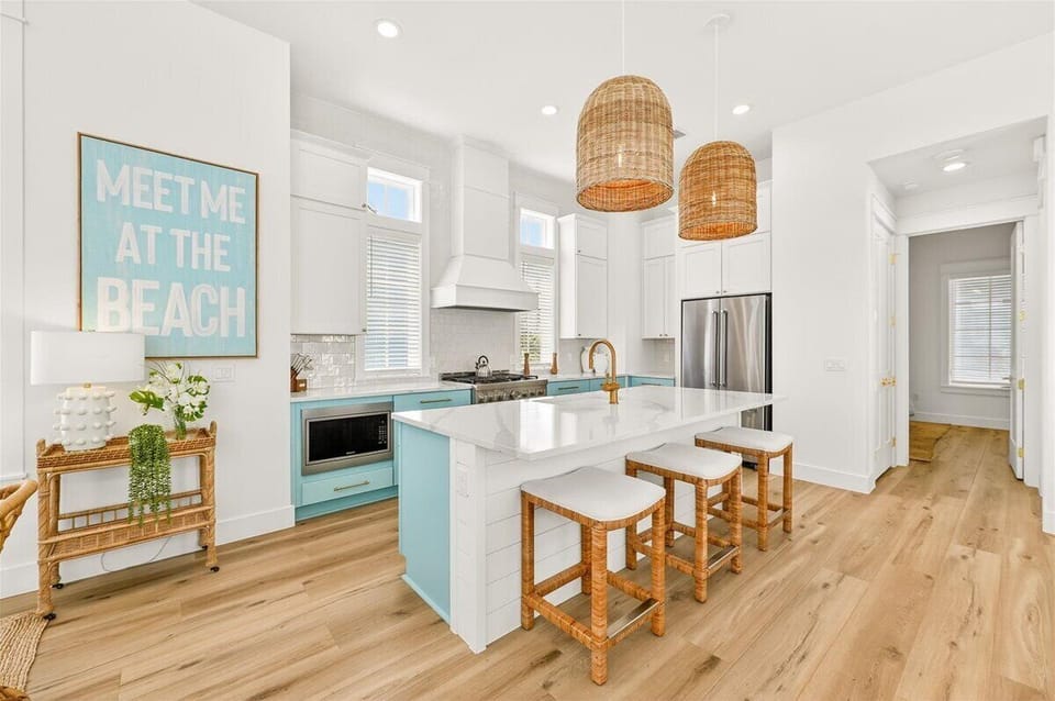2nd Floor, Kitchen