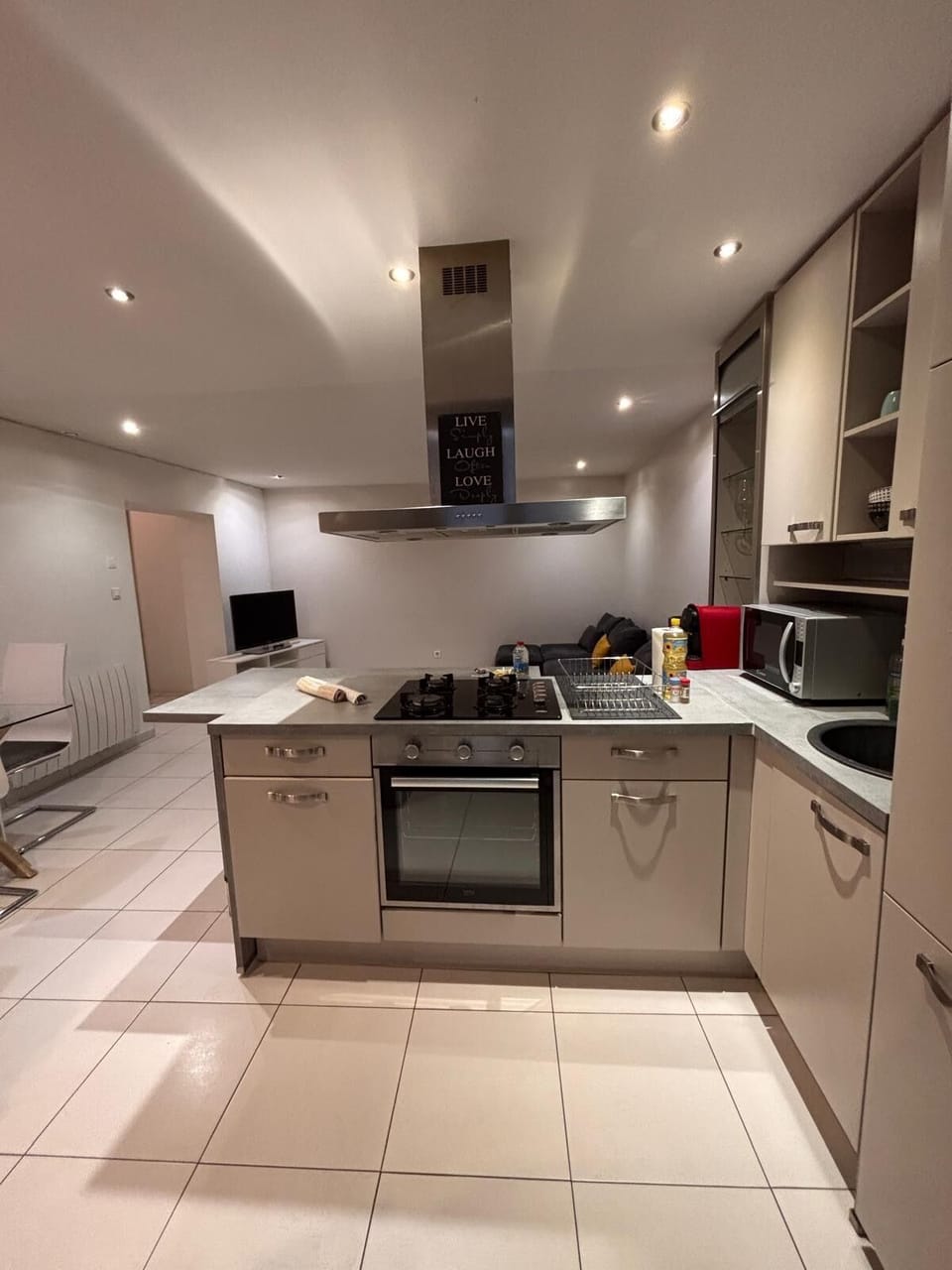 Private kitchen