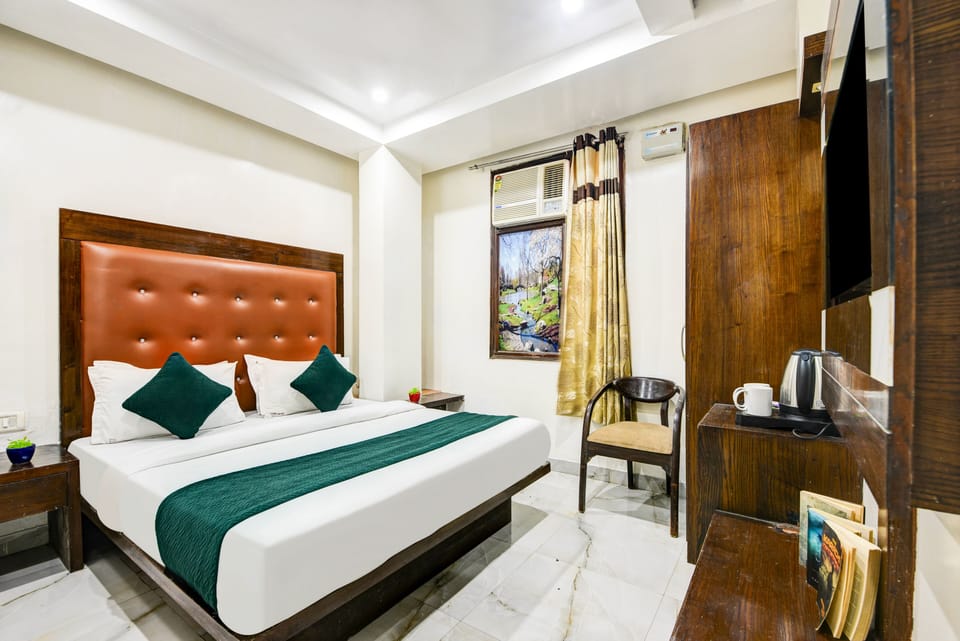 Deluxe Double Room | Free WiFi