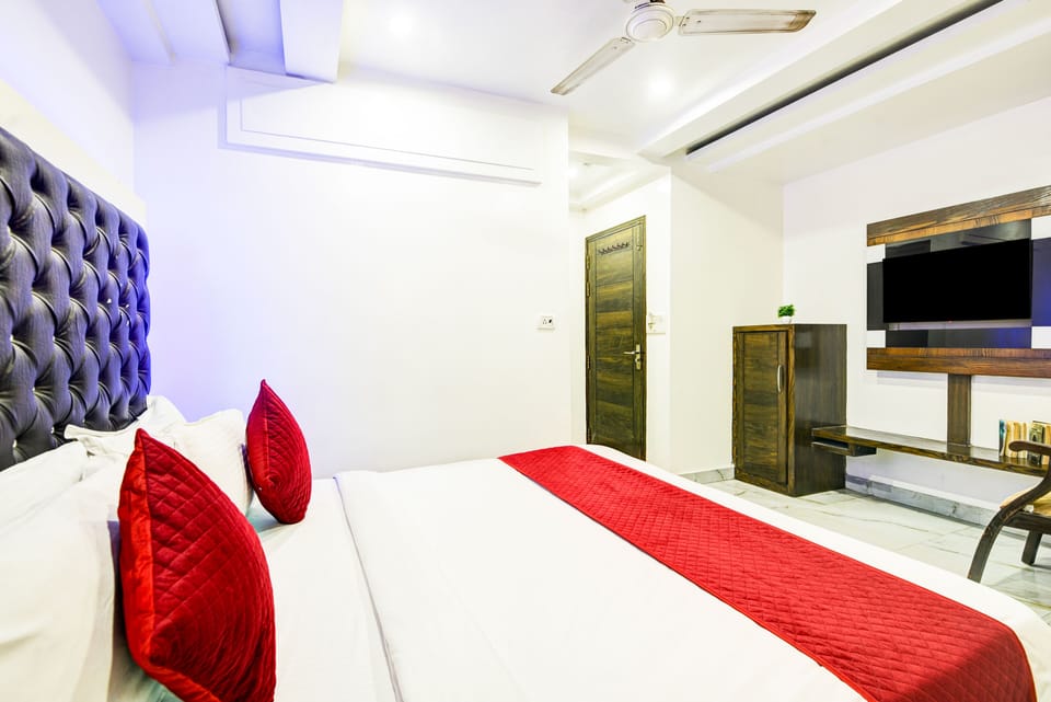 Deluxe Double Room | Free WiFi