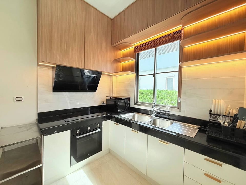House, 3 Bedrooms, Patio | Private kitchen