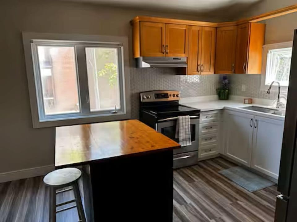 Apartment, City View | Private kitchen