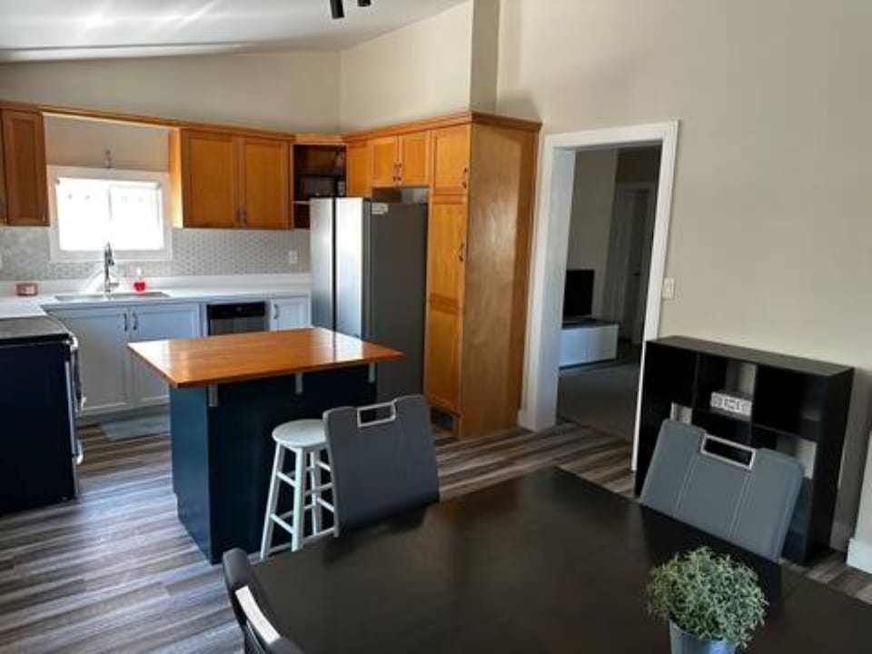 Apartment, City View | Dining