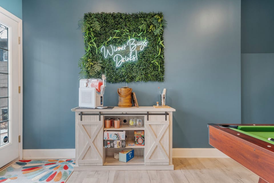 Game room