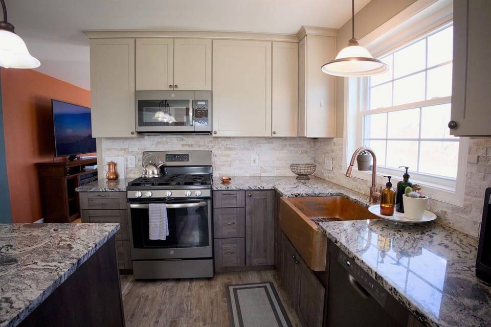 Refrigerator, Gas Stove, Dishwasher, Convection Oven