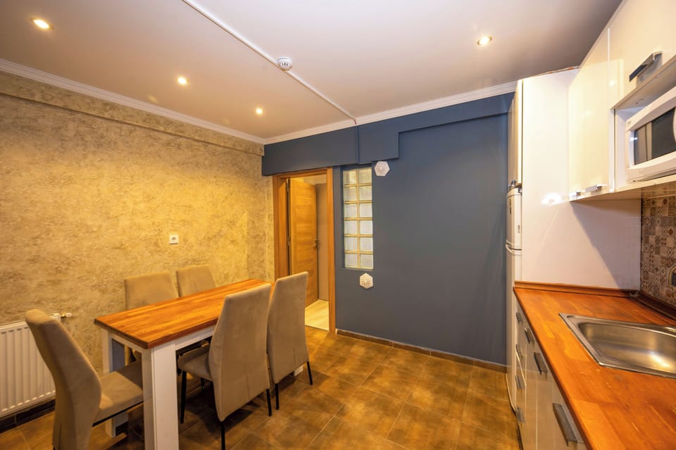 Luxury Suite | Private kitchen