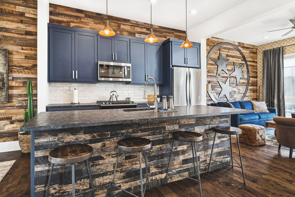Super functional well stocked kitchen for cooking & entertaining