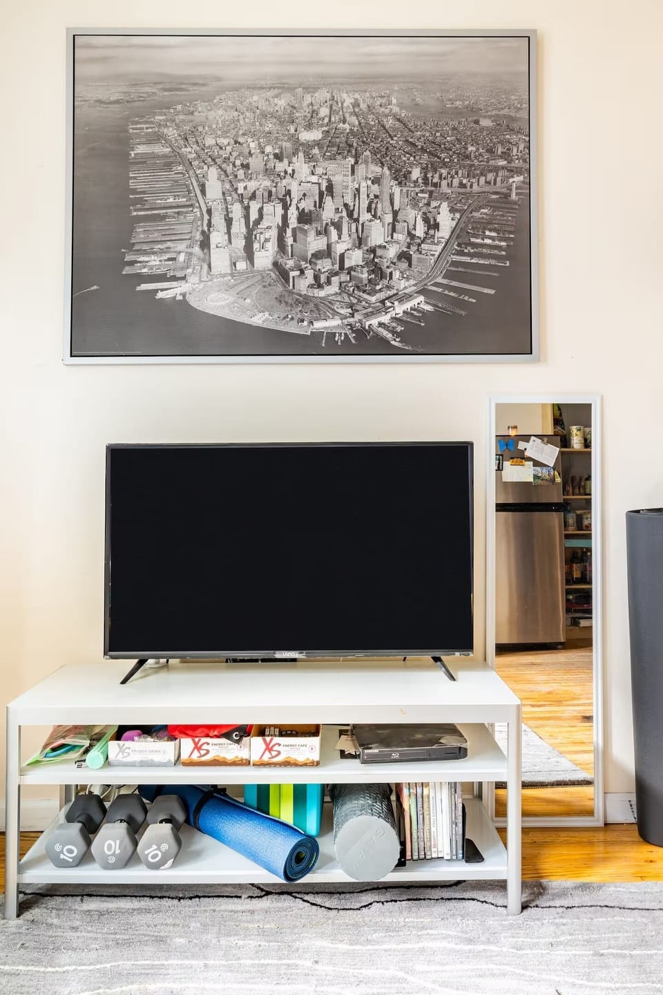 Livingroom 50" Vizio TV