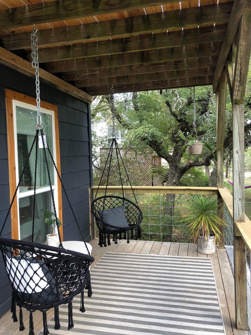So may outdoor areas  to dream the day away