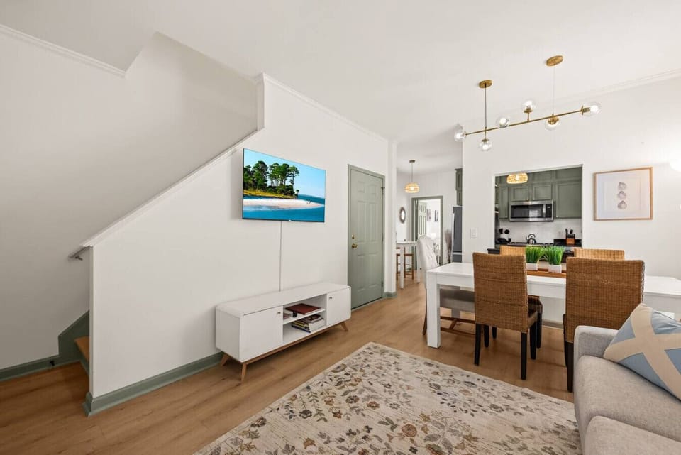 Living room with a smart TV and Roku streaming