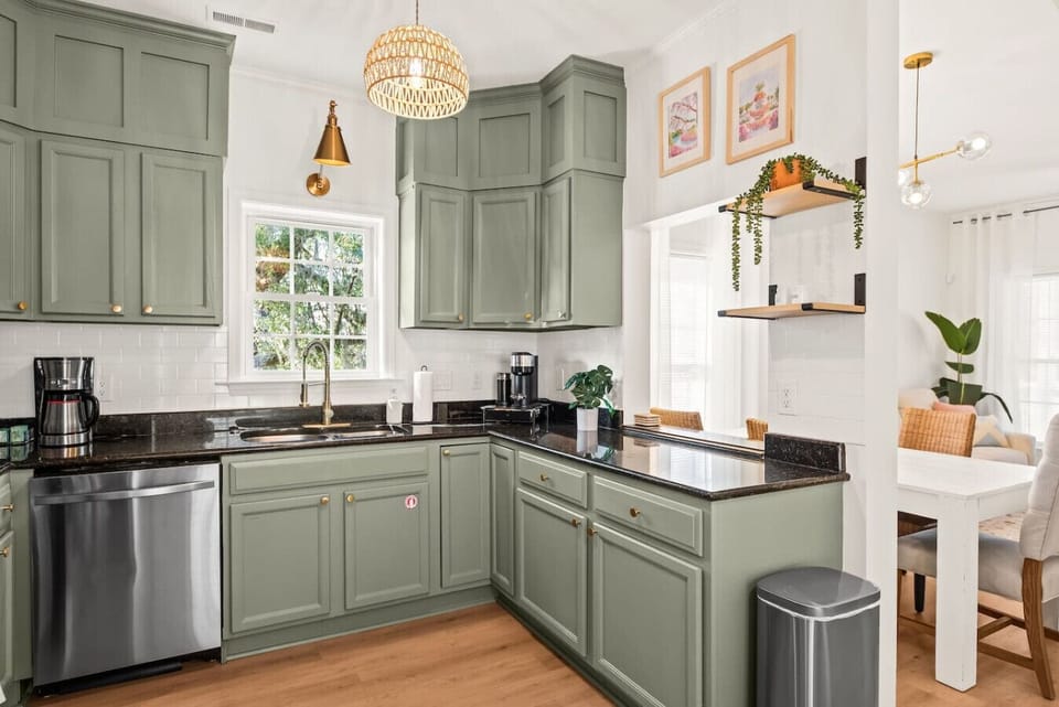 Coffee station and full-size appliances; gourmet coffee included