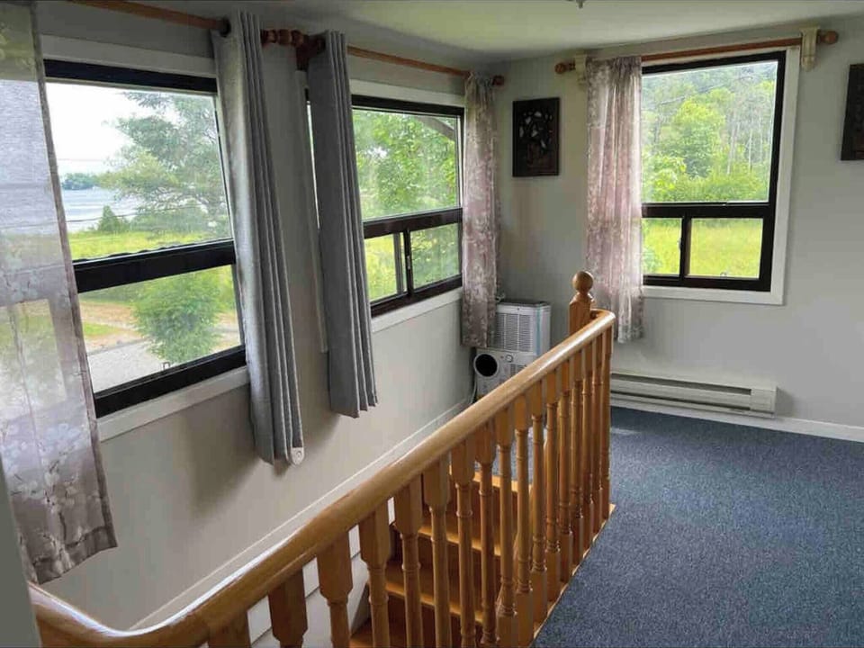 House, 5 Bedrooms, Smoking, Balcony | Interior