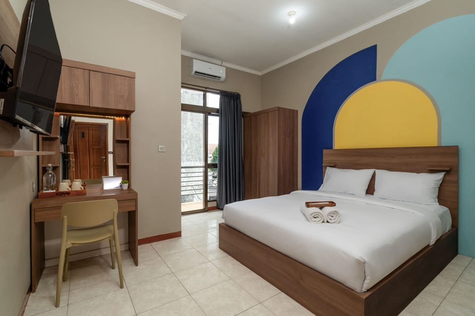 Deluxe Room, Balcony | Free WiFi, bed sheets