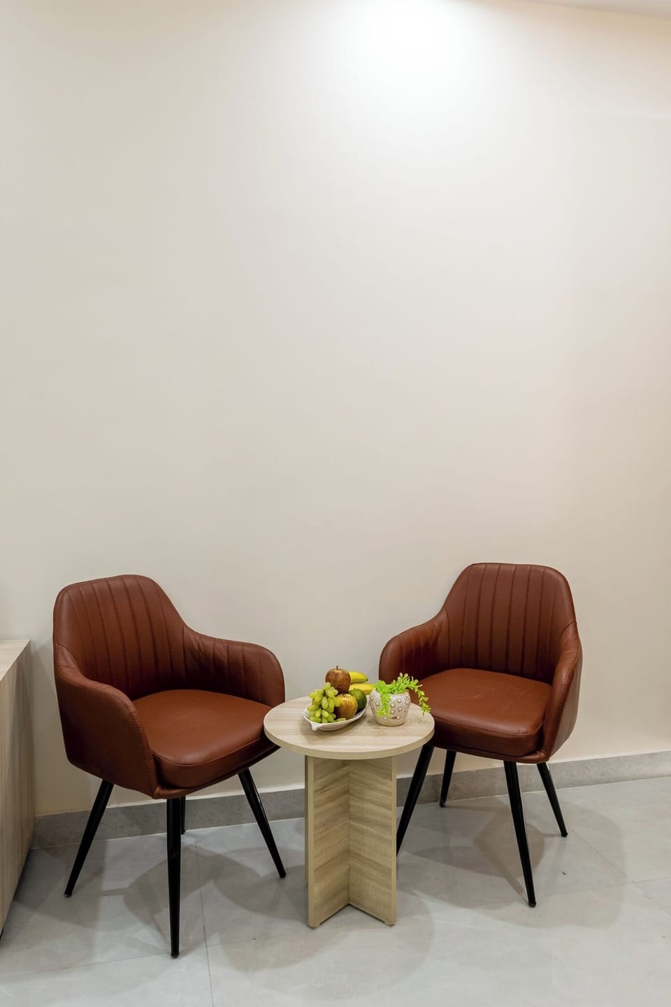Deluxe Double Room, Balcony, City View | Interior