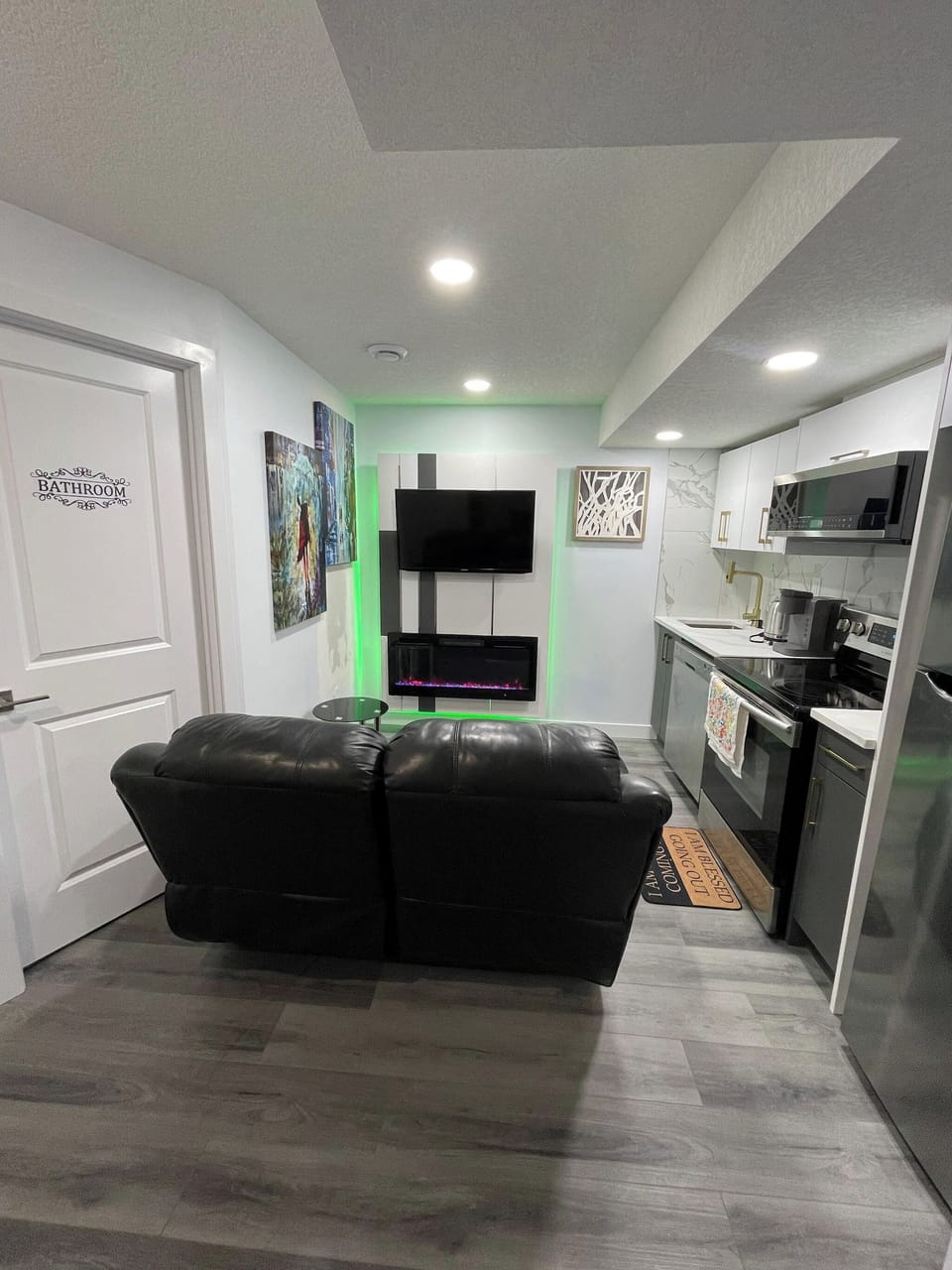 House, 2 Bedrooms, Fireplace | Living room
