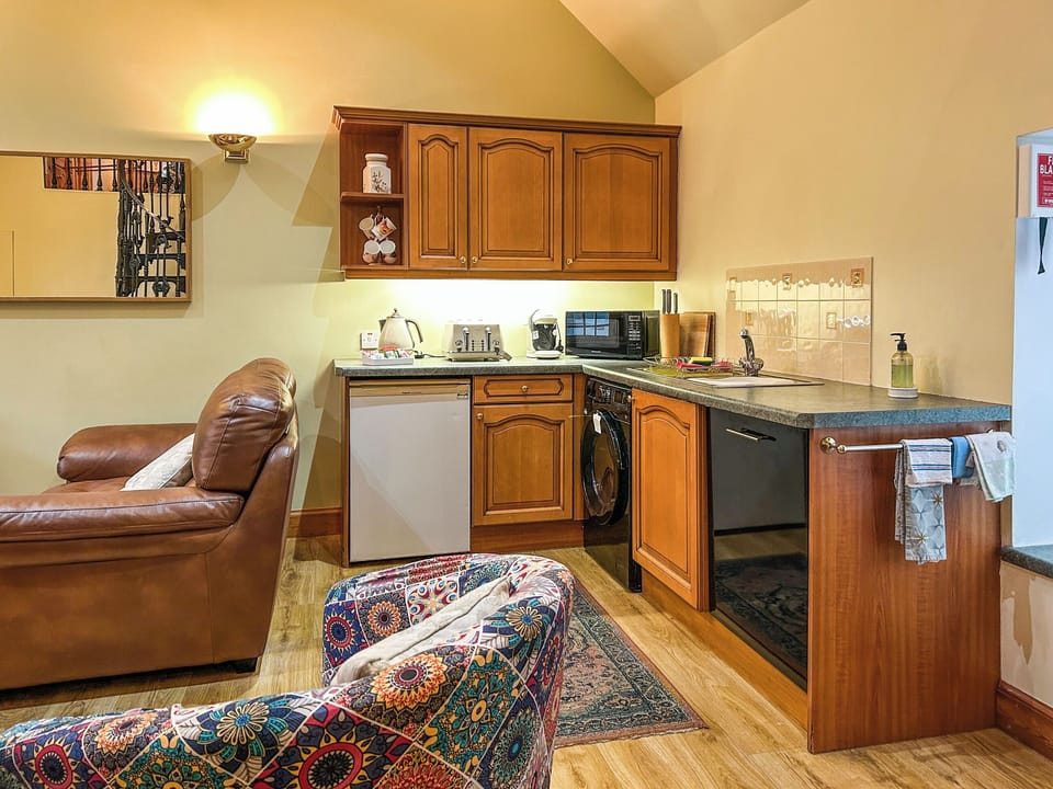 Kitchen | Ploughman&rsquo;s Rest - Winston Holiday Accommodation, Peebles