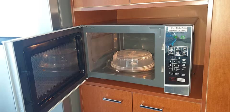 Microwave