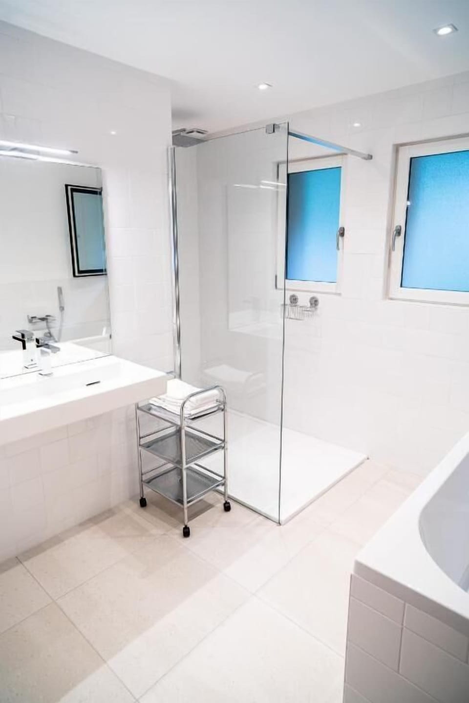 Suite, Garden View | Bathroom