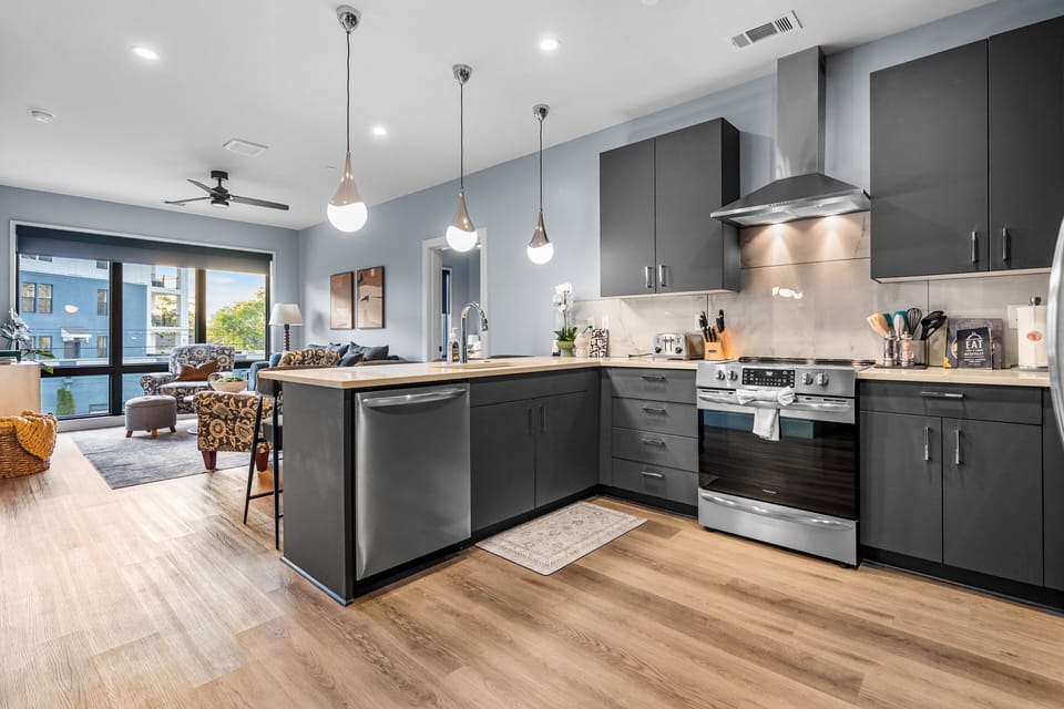 Kitchen equipped with a breakfast bar perfect for early mornings