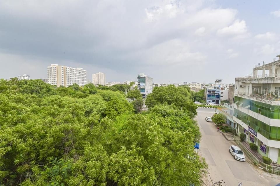 Economy Double Room, Balcony, City View | Street view