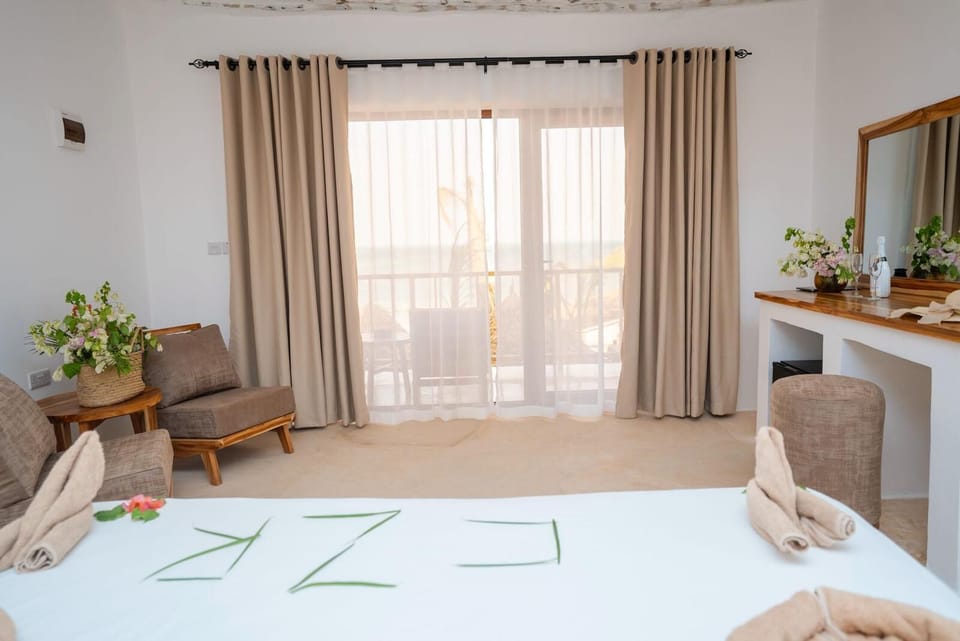 Double Room, Ocean View | In-room safe, desk, free WiFi