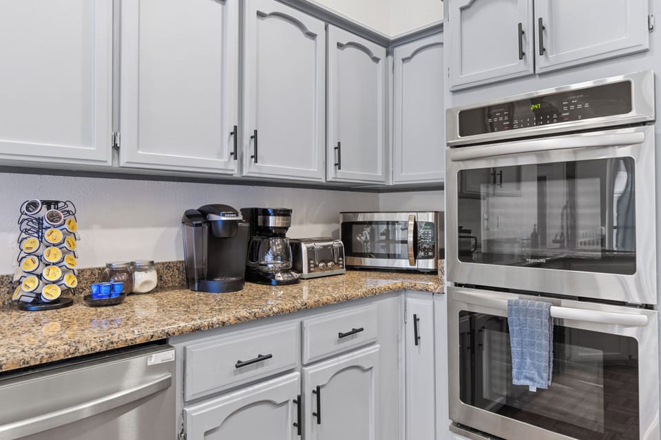 Kitchen, coffee maker, microwave, bread toaster