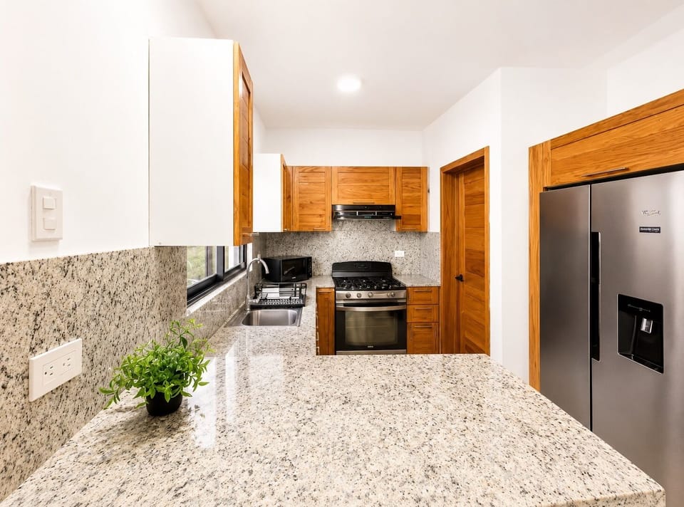 Full Kitchen