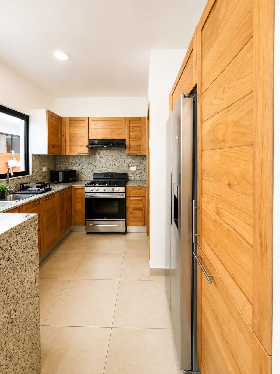 Full Kitchen