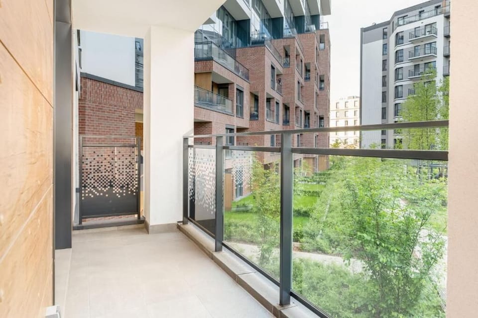 Comfort Apartment, Balcony, Courtyard View | Property grounds