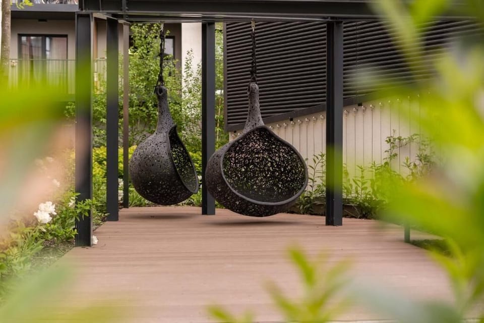Comfort Apartment, Balcony, Courtyard View | Property grounds