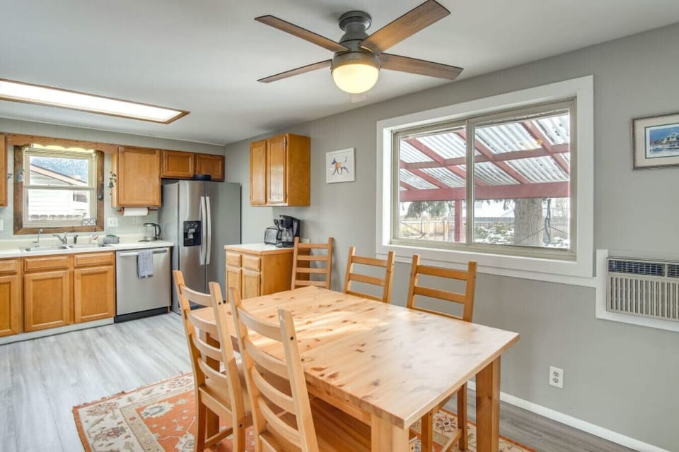 Dining Area | Open Concept | Easy Kitchen Access