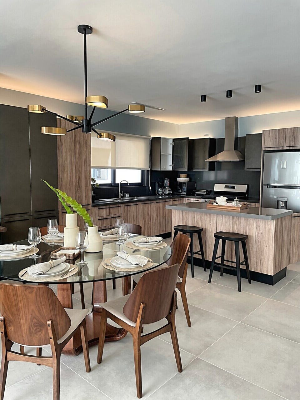 High-end 1 BR Loft Apartment (381)