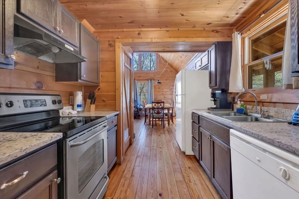 House | 3 bedrooms, high-speed internet