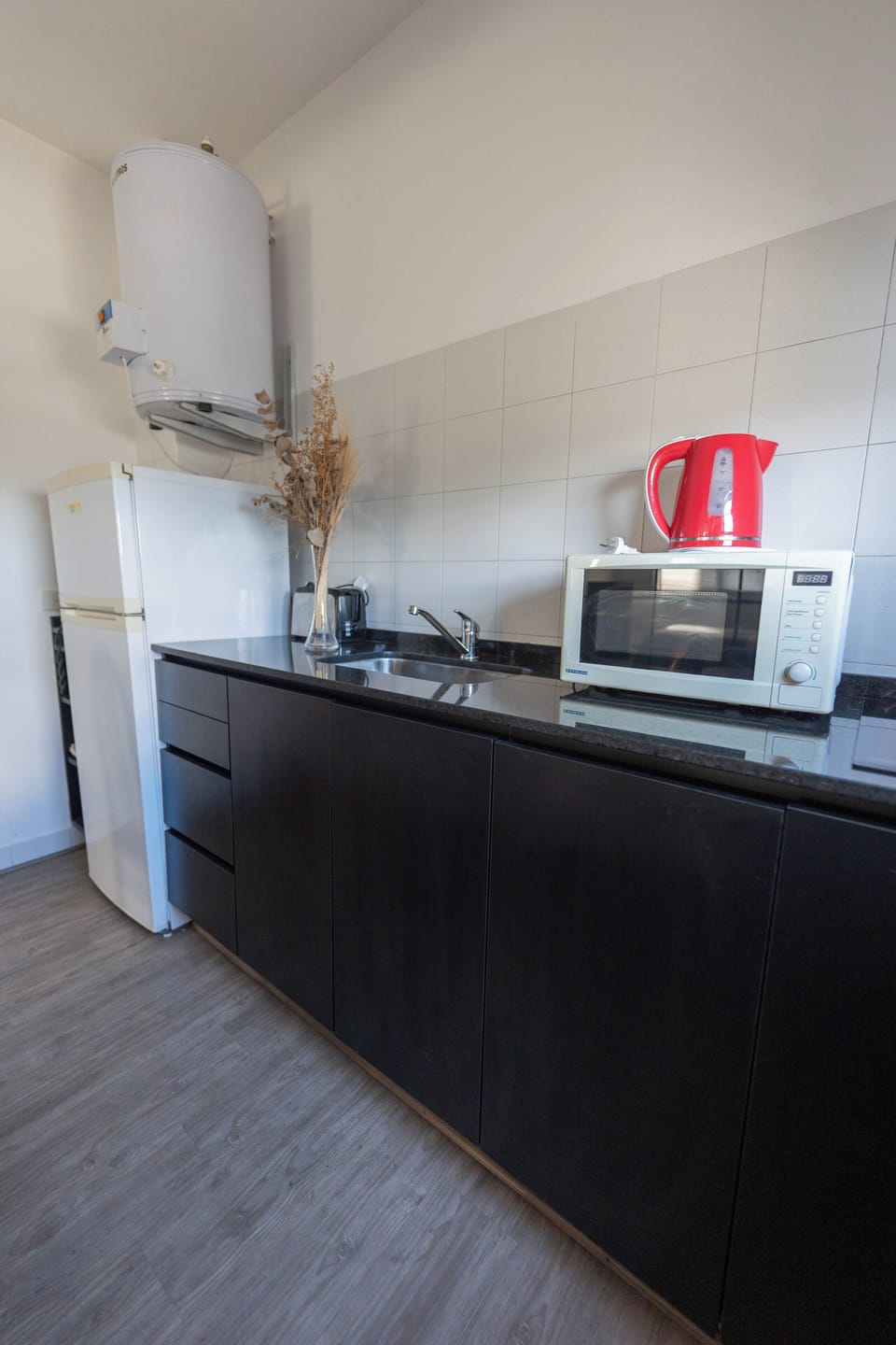 Apartment, City View | Private kitchen | Mini-fridge, cookware/dishes/utensils