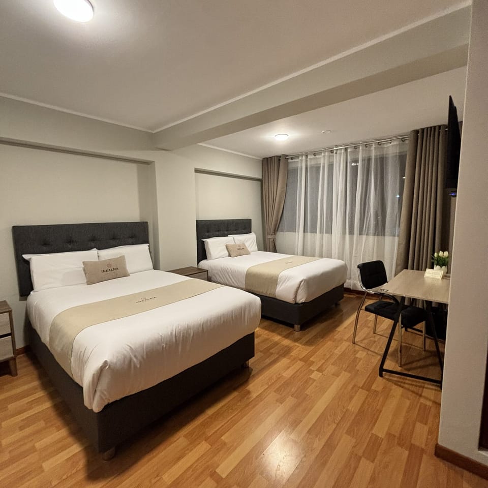 Family Double Room | Laptop workspace, blackout drapes, free WiFi, bed sheets