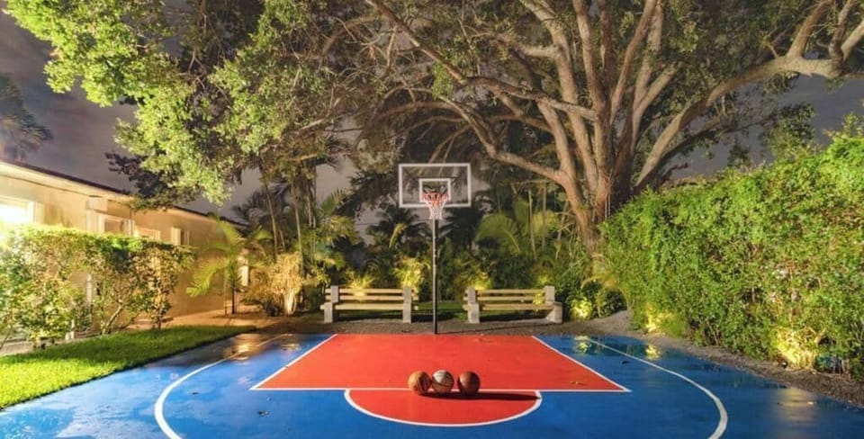 Sport court