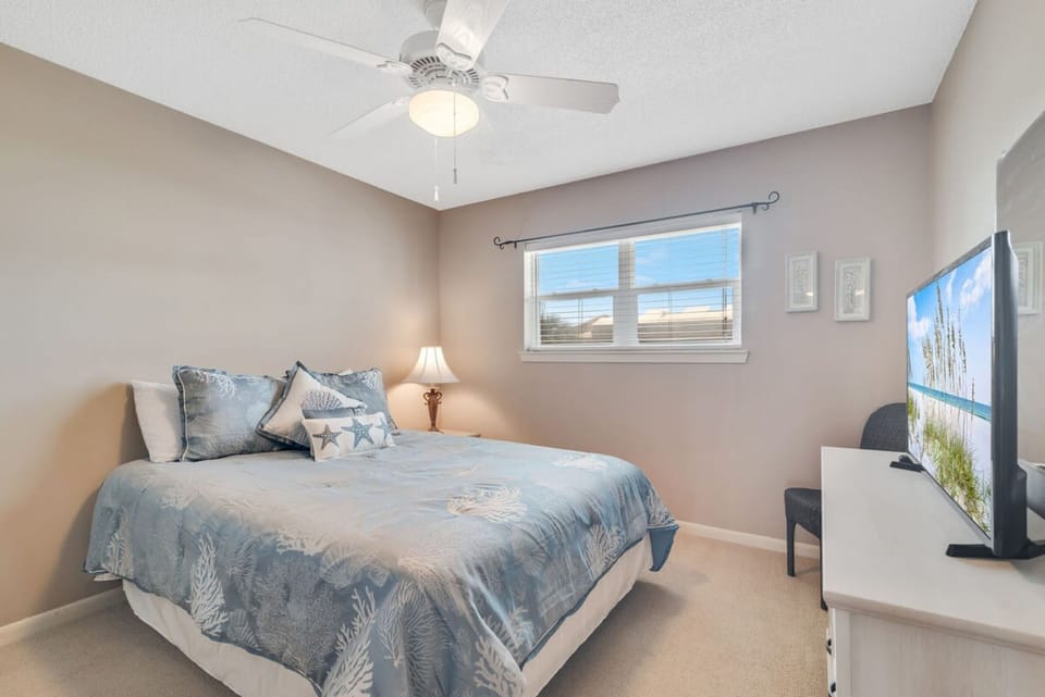 House, Smoking | 2 bedrooms, Internet
