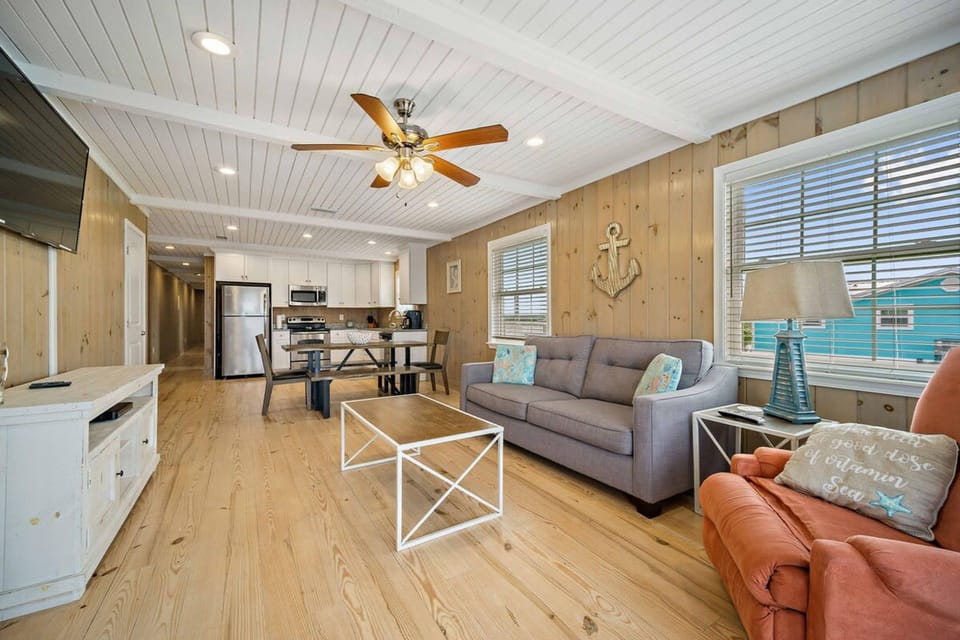 House | 6 bedrooms, high-speed internet