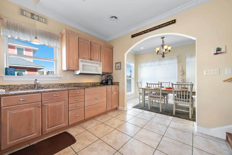 House | 5 bedrooms, Internet