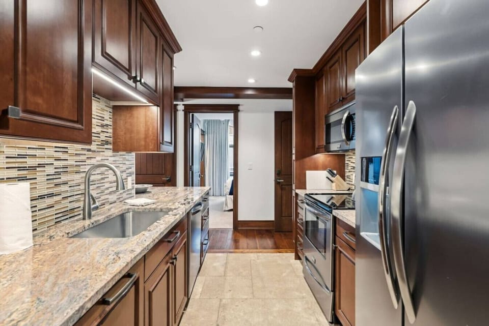 Fully equipped kitchen