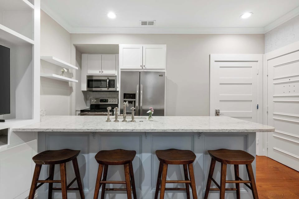 Fully equipped kitchen