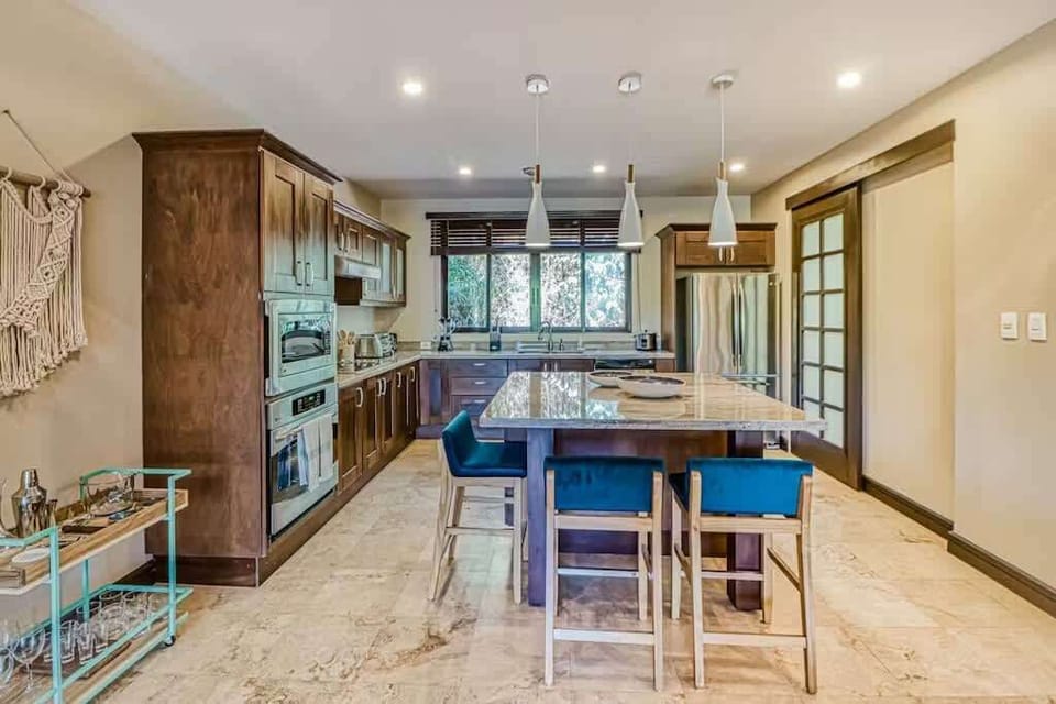 Fulled equiped kitchen