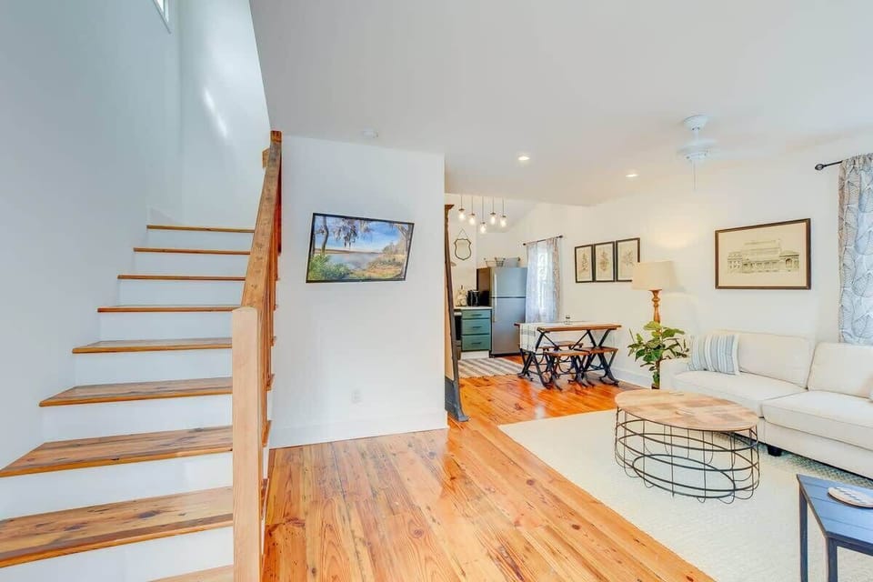 Spacious living room with seating 