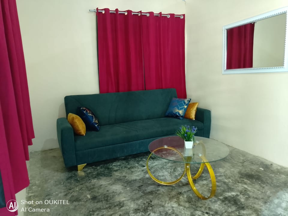Country house in Bonao with a spacious patio, peace, and nature Cottage in La Vega Province