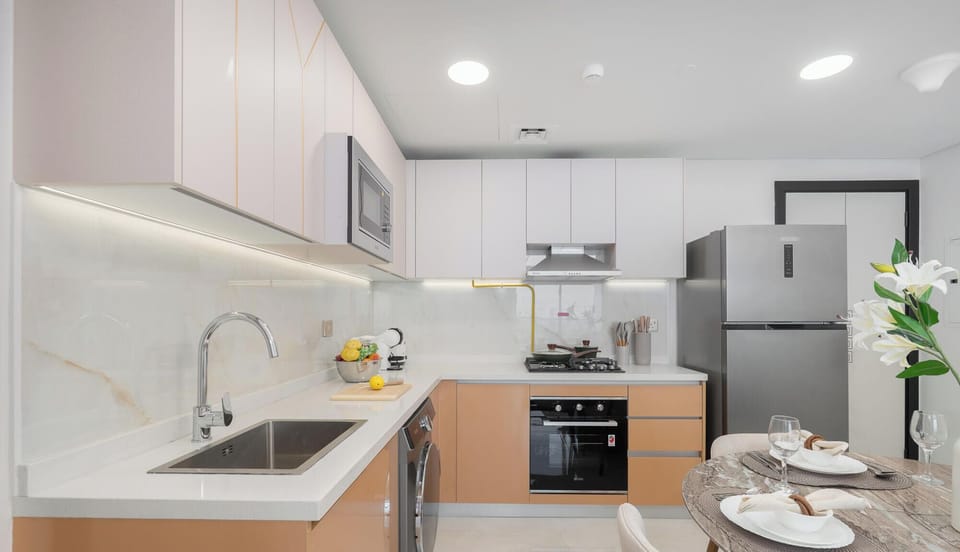 Luxury Apartment, Balcony, City View | Private kitchen | Full-size fridge, microwave, oven, stovetop