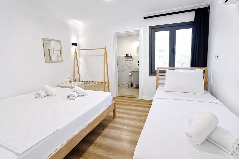 Triple Room | Minibar (some free items), WiFi (free), bed sheets