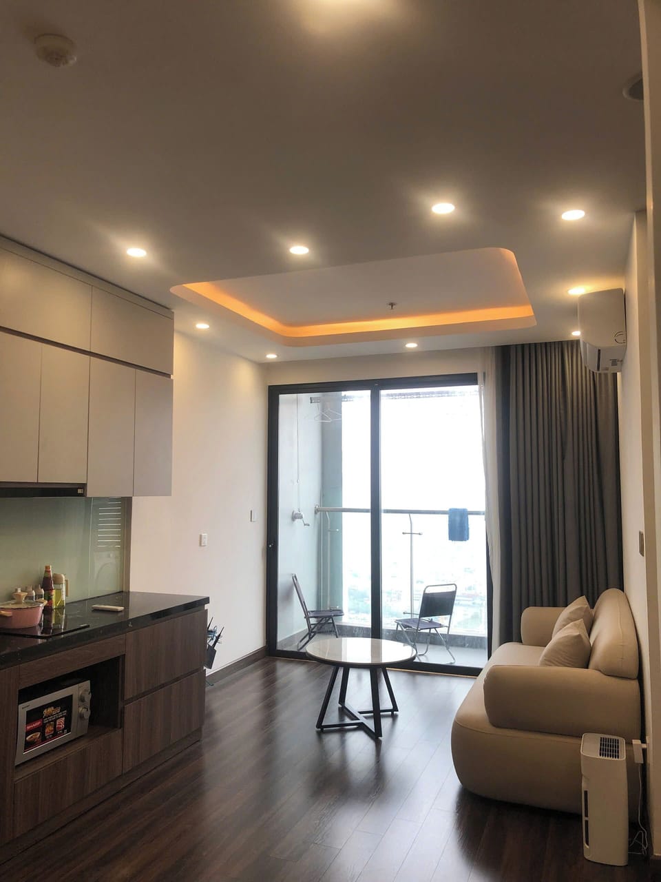 Family Apartment, Balcony, City View | Living area