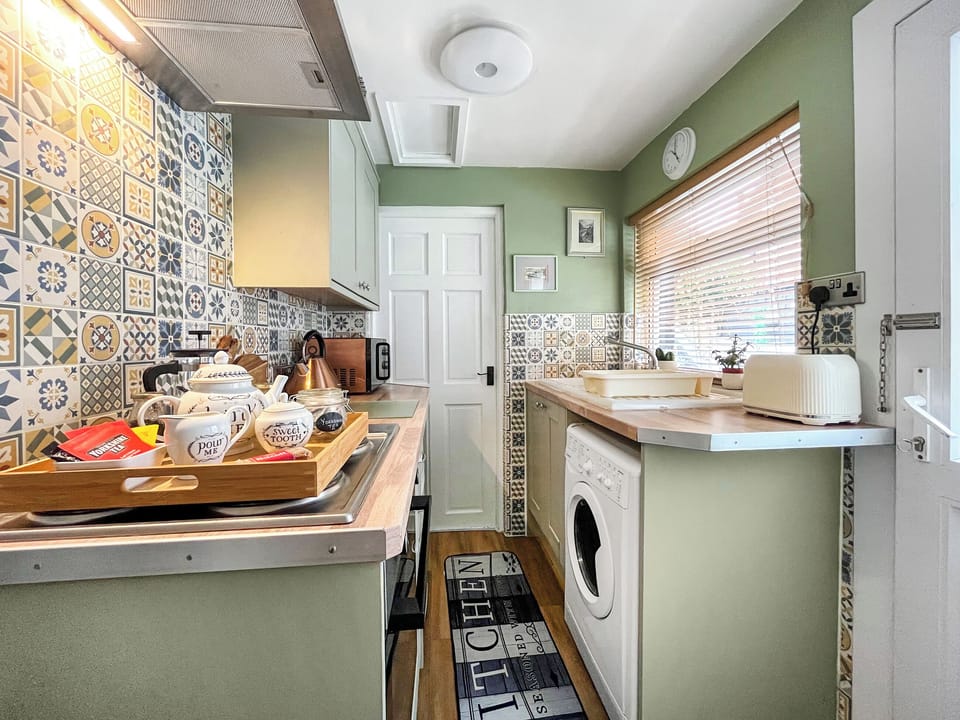 Kitchen | Mad Alice&rsquo;s Cottage, Loftus, near Staithes