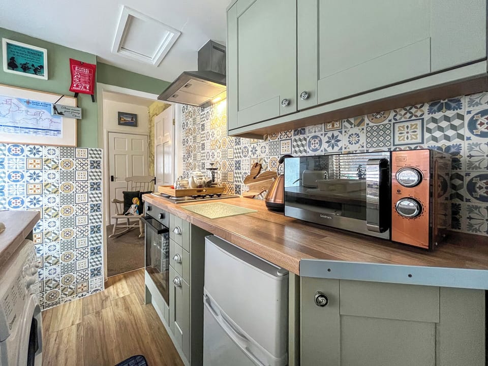 Kitchen | Mad Alice&rsquo;s Cottage, Loftus, near Staithes